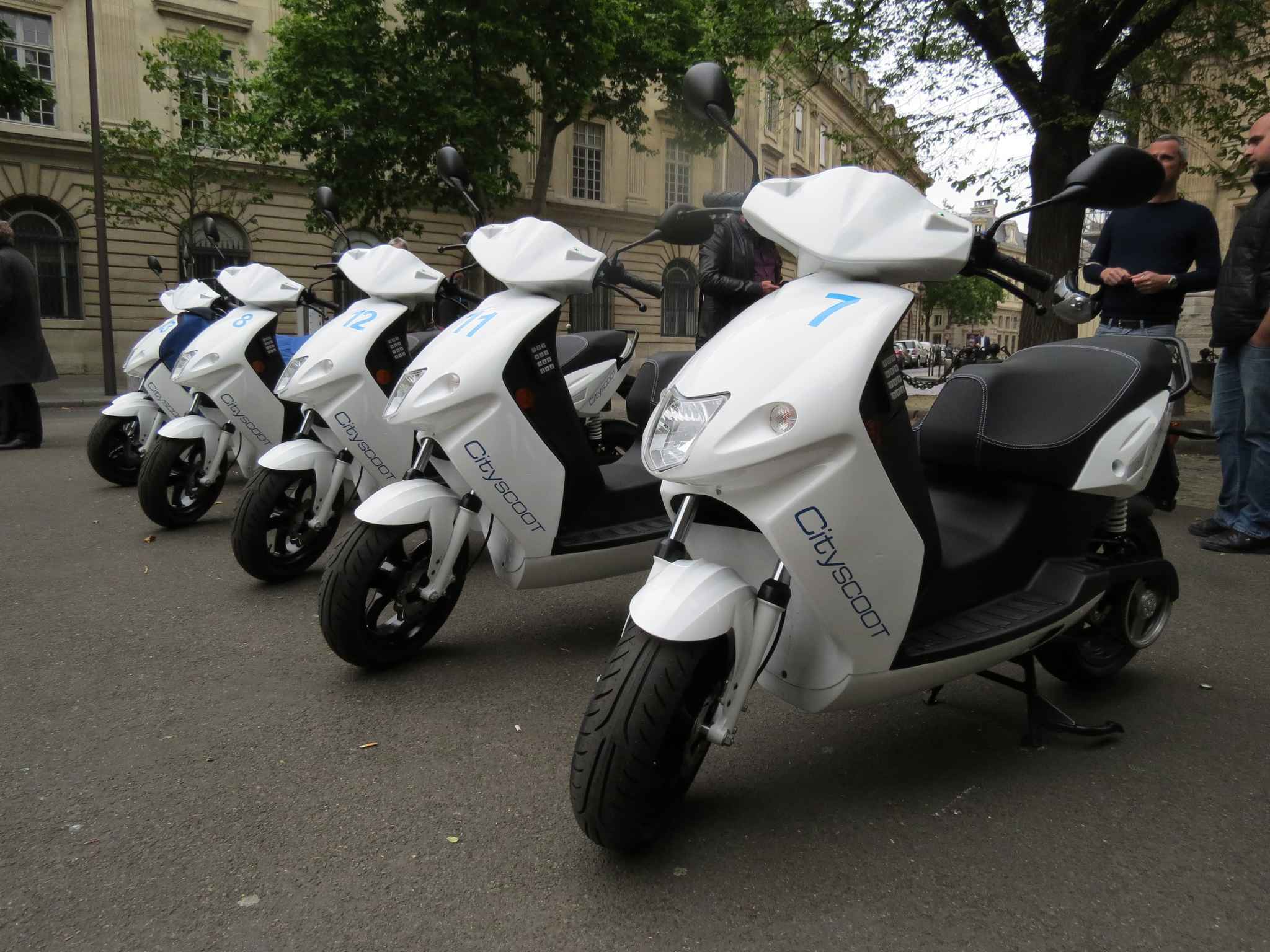 Cityscoot : le 1er service de location de scooters électriques débarque à Paris
