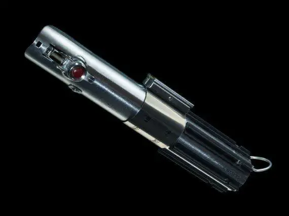 4_1_16_star-wars-replique-sabre-laser-luke-skywalker