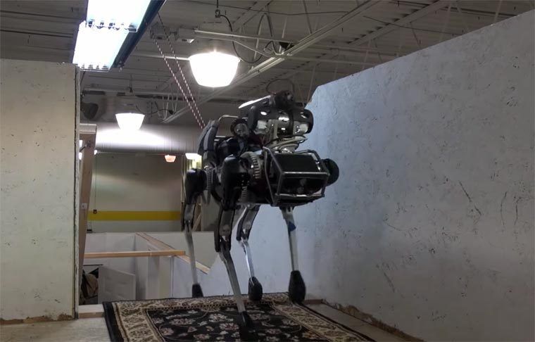 SpotMini : un robot-assistant ménager très intimidant #6