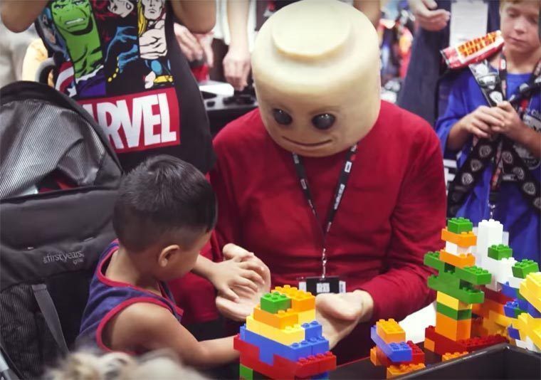 Ce cosplay Lego est votre pire cauchemar #5