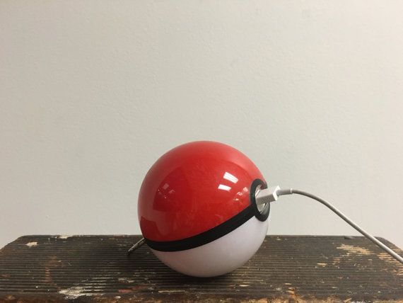 Pokémon GO : rechargez votre smartphone avec une Pokéball #4