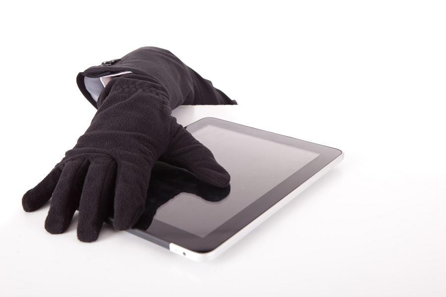 Il prend un selfie avec un iPad et se retrouve en garde à vue
