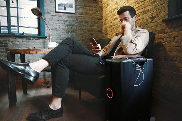 Cowarobot : la valise intelligente qui vous suit toute seule #6
