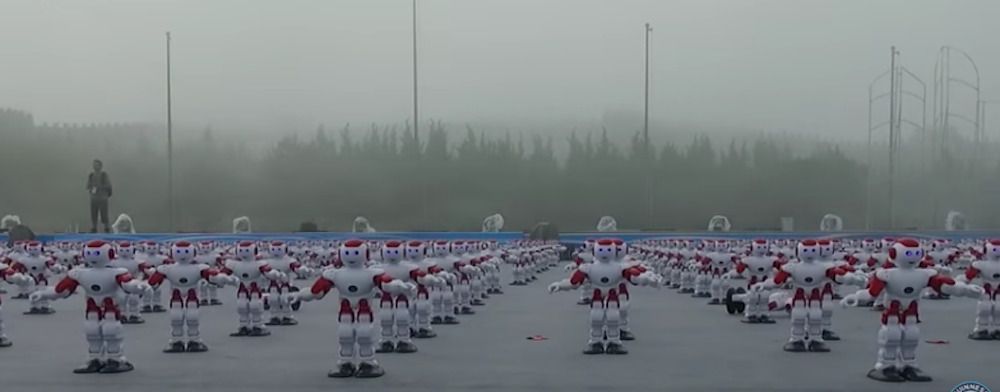 Une société chinoise fait danser 1000 robots en même temps