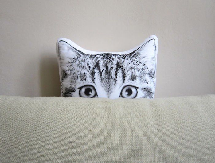 Cette artiste imagine des coussins en forme d’animaux ultra-réalistes #9