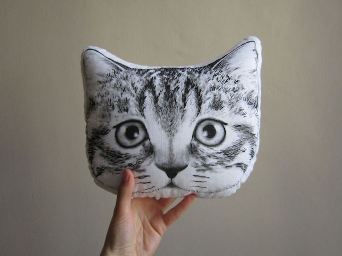 Cette artiste imagine des coussins en forme d’animaux ultra-réalistes #8