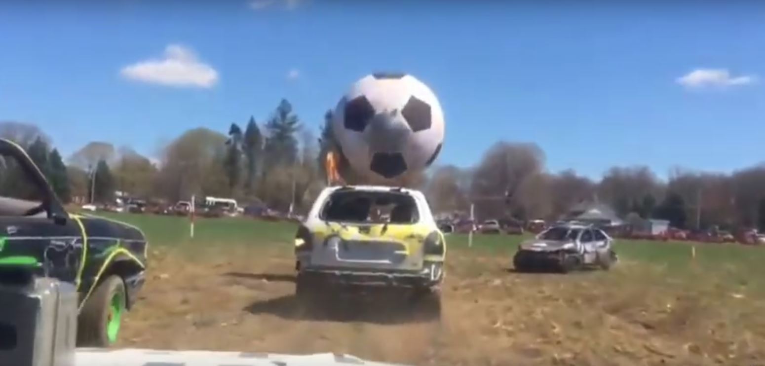 Rocket League : jouez au foot avec des voitures et des pelleteuses
