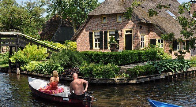 Giethoorn : ce village n’est pas accessible en voiture #9