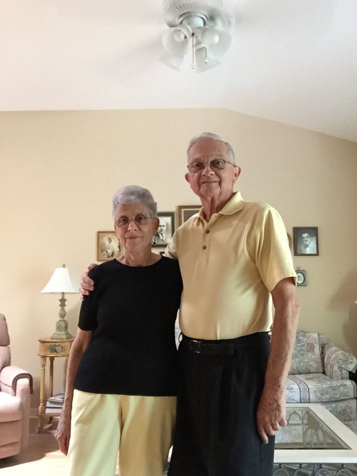 Après 52 ans de mariage, ce couple s’habille de la même façon tous les jours #3