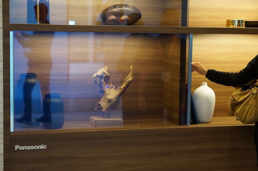 Panasonic imagine un écran OLED absolument invisible #2