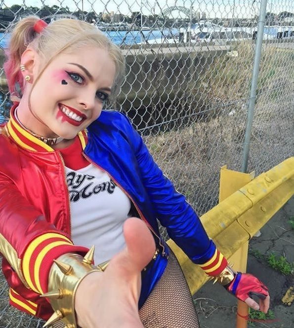 2 cosplayeuses se disputent le titre de la meilleure Harley Quinn en 2025 #10