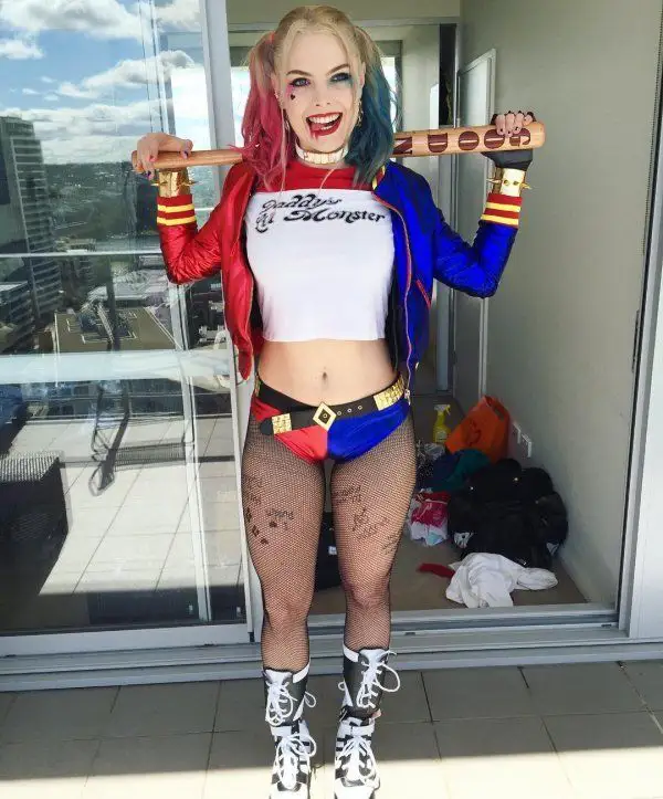 2 Cosplayeuses se disputent le titre de la meilleure Harley Quinn en 2026 #11