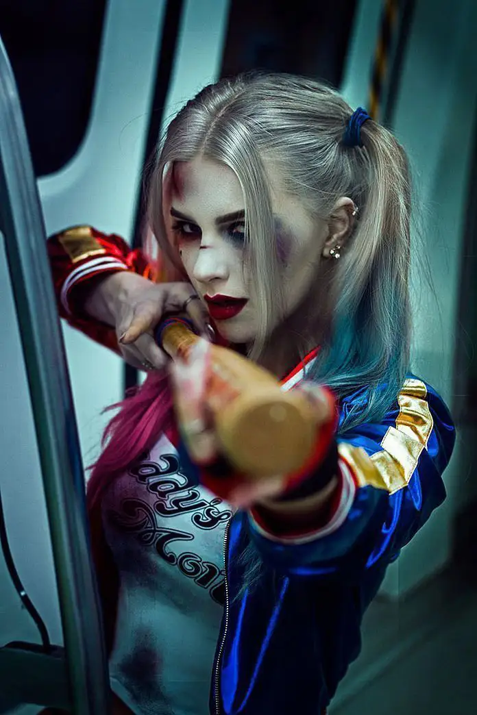 2 Cosplayeuses se disputent le titre de la meilleure Harley Quinn en 2026 #4
