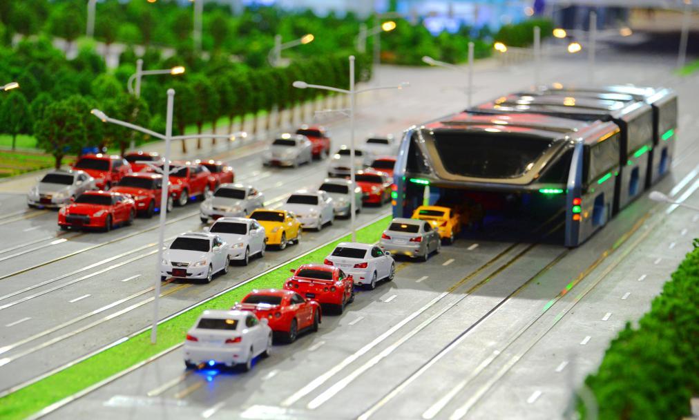 Transit Elevated Bus, le bus enjambeur de voitures n’est qu’une grosse arnaque #3