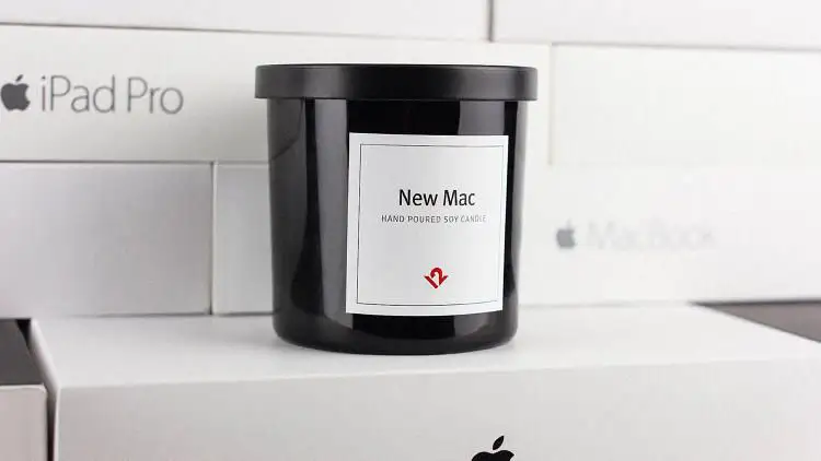 Une bougie qui récréer l'odeur des produits Apple