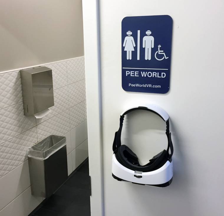 Avec Pee World VR urinez en Réalité Virtuelle dans des endroits surréalistes