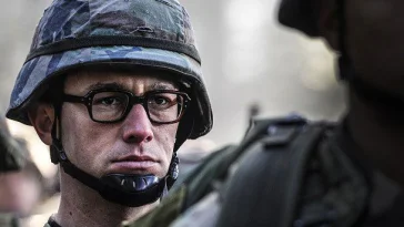 Critique Snowden : un super héros sans pouvoir