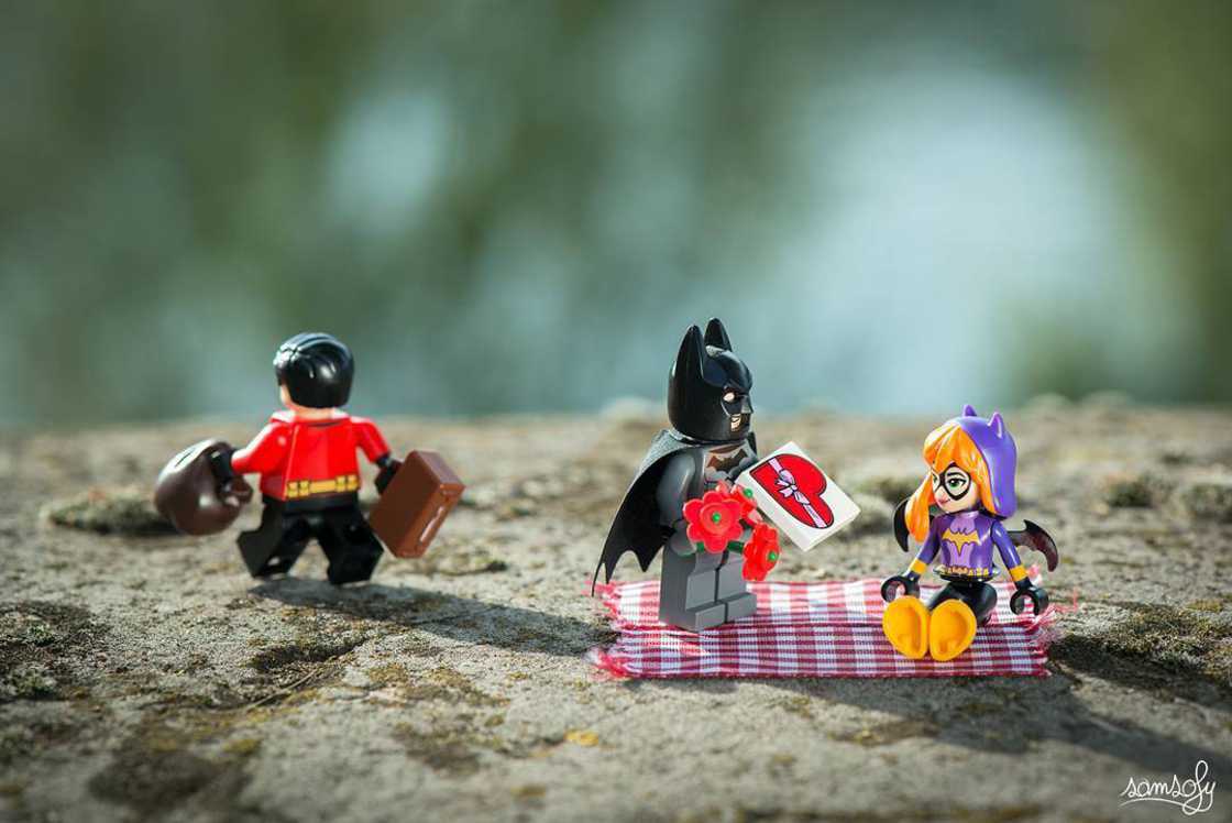LEGO : un artiste met en scène des minifigs en s’inspirant de la pop culture #21