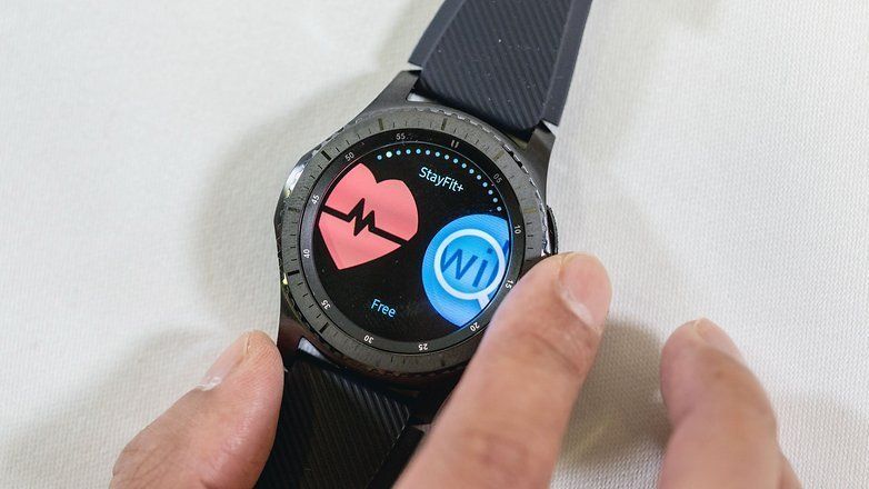 Test Samsung Gear S3 : la meilleure Smartwatch de 2025 ? #7
