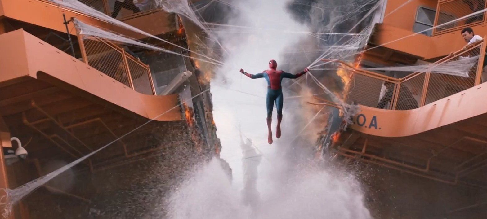Spider-Man Homecoming : 2 Bandes Annonces avec Iron Man, le Vautour et le Shocker #18