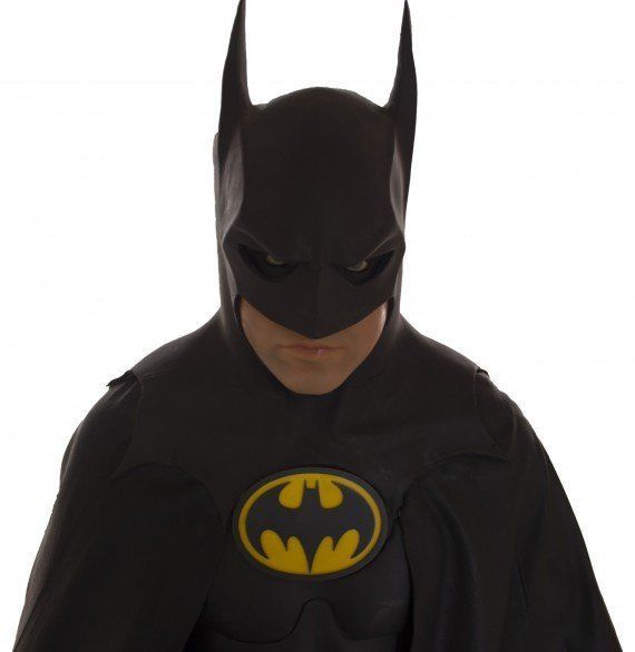Batman le Défi : le costume de Michael Keaton vendu aux enchères #2
