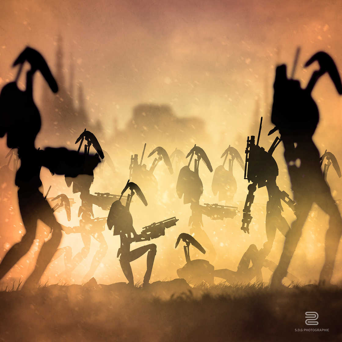 Star Wars Cosmos : un artiste réalise des photomontages à partir de jouets et de paper art #20