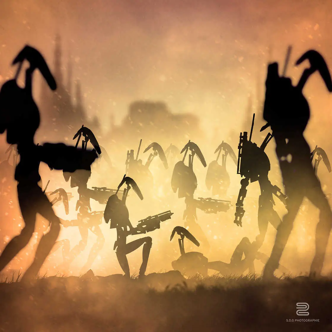 Star Wars Cosmos : un artiste réalise des photomontages à partir de jouets et de paper art #20