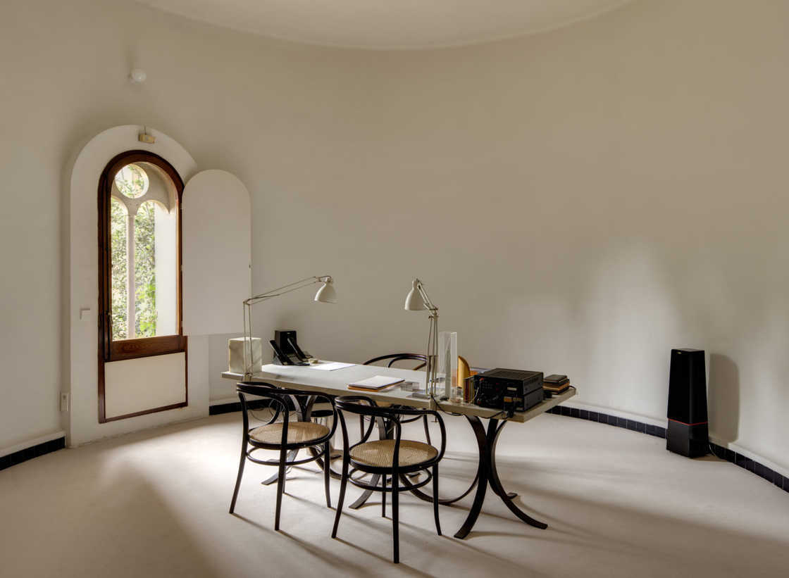 Un architecte transforme une usine désaffectée en véritable palace #6