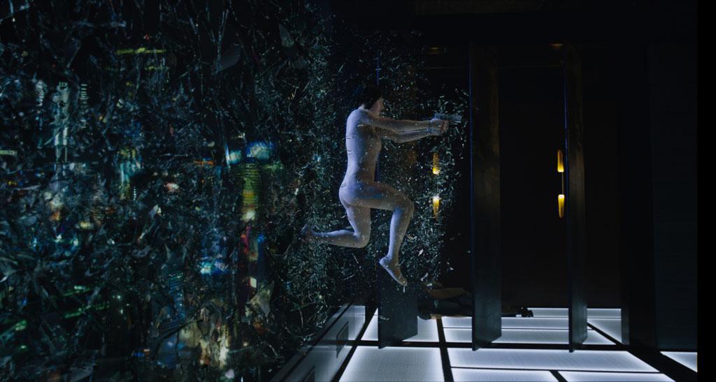 Critique Ghost in the Shell : visuellement superbe mais moins profond que l’original #2