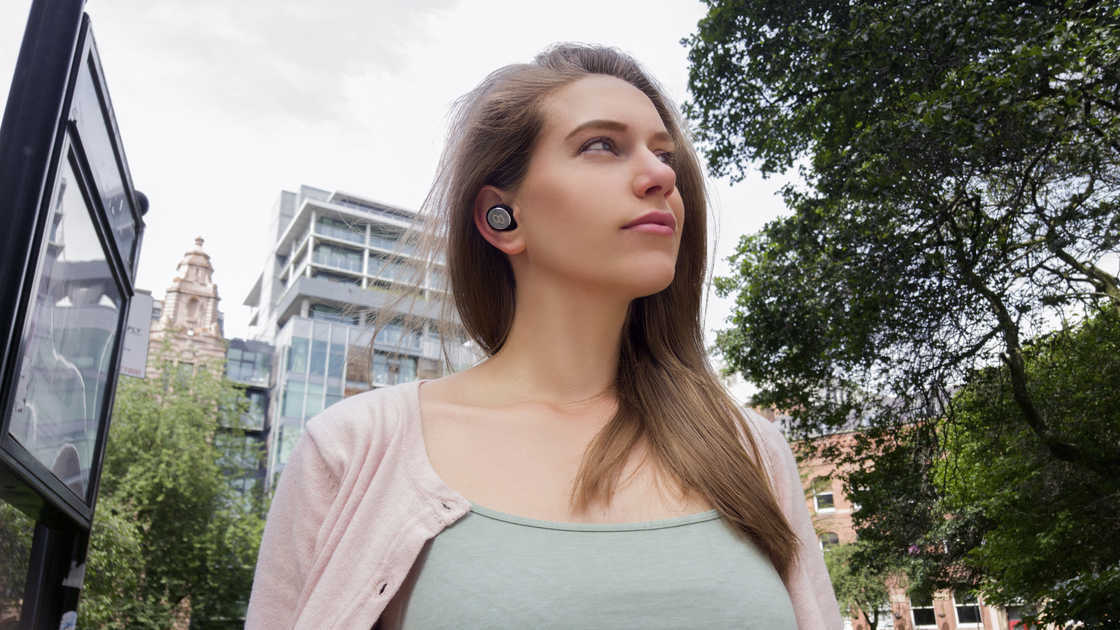 Mymanu Clik : ces oreillettes high-tech traduisent tout en temps réel #2