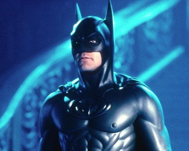 Joel Schumacher s’excuse auprès des fans pour Batman et Robin #4