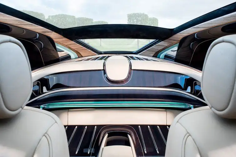 Rolls Royce imagine un modèle à 11 millions de dollars inspiré d’un yacht #3
