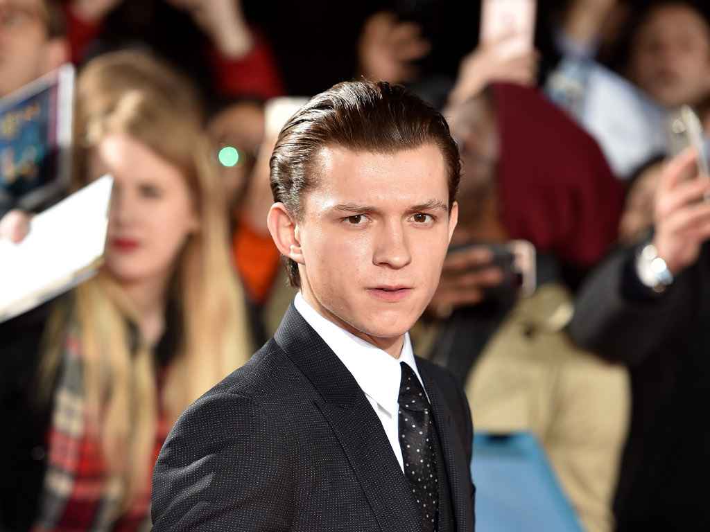 Spiderman : Tom Holland veut aussi jouer Batman et James Bond #3