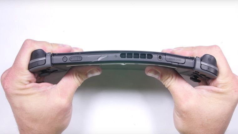 La Nintendo Switch peut se plier dans son dock