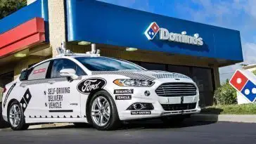 Domino’s livrera ses pizzas par voitures autonomes