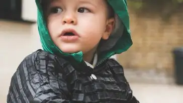 Petit Pli : ces vêtements grandissent en même temps que vos enfants
