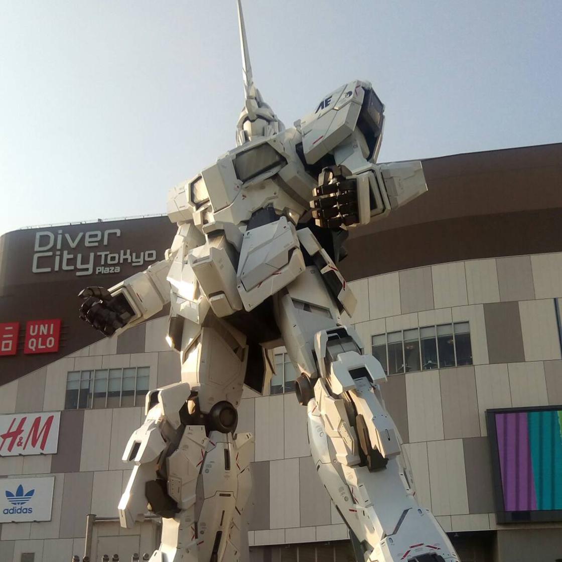 Un Gundam transformable géant fait le show à Tokyo #7