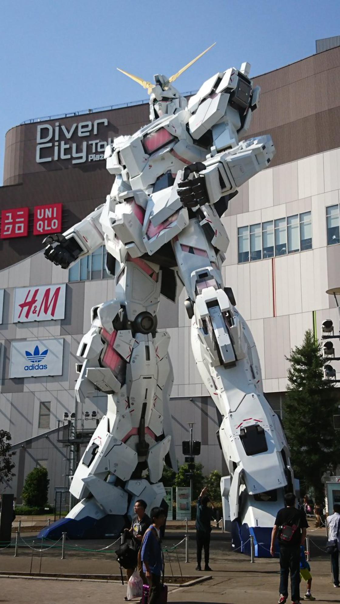 Un Gundam transformable géant fait le show à Tokyo #6