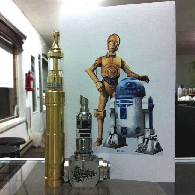 6 cigarettes électroniques complètement dingues pour les fans de Star Wars #7