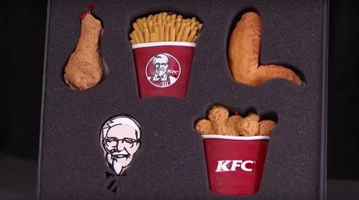 KFC lance un kit de décorations de Noël … au poulet