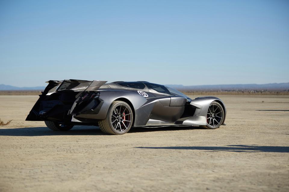 Une hypercar électrique aux faux airs de Batmobile développe 1270 chevaux #4