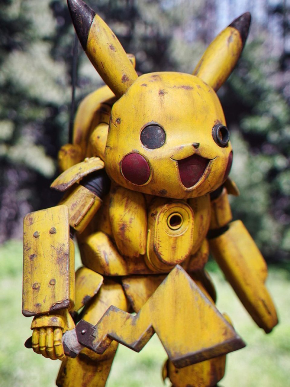 BadlandToys : Pikachu, Donald et Mickey en version post-apocalyptique