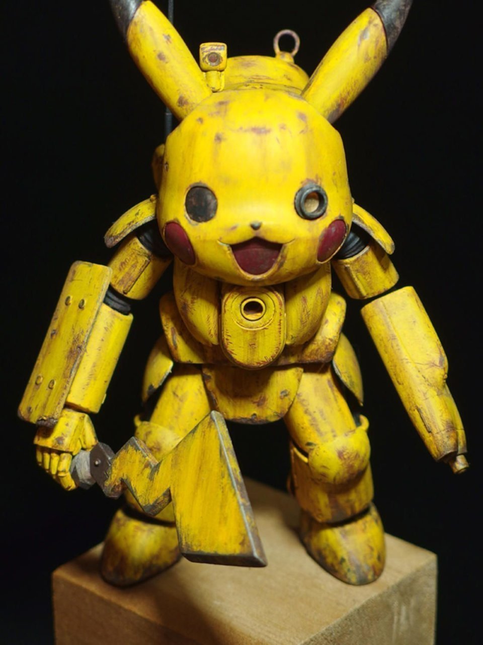 BadlandToys : Pikachu, Donald et Mickey en version post-apocalyptique #3