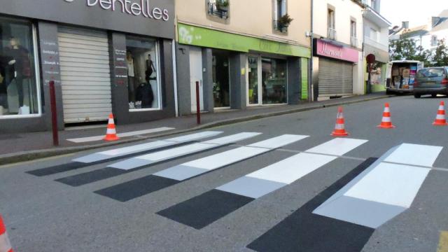 Des passage piétons en 3D en Islande et en France #8
