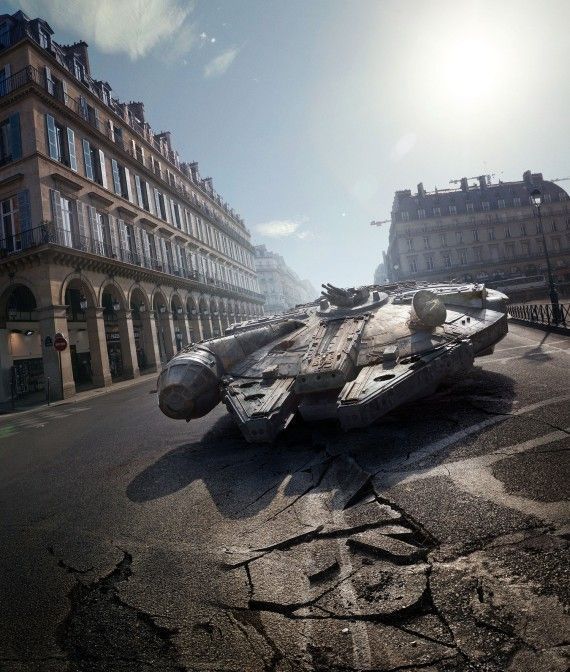 Star Wars : le Faucon Millenium s’est posé à Paris #2
