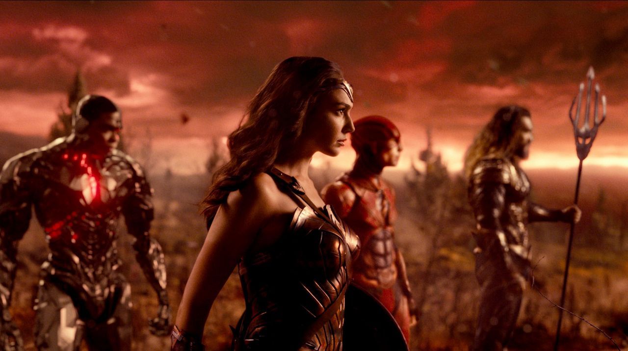 Justice League : un fan fait mieux que Warner Bros pour enlever sa moustache à Superman