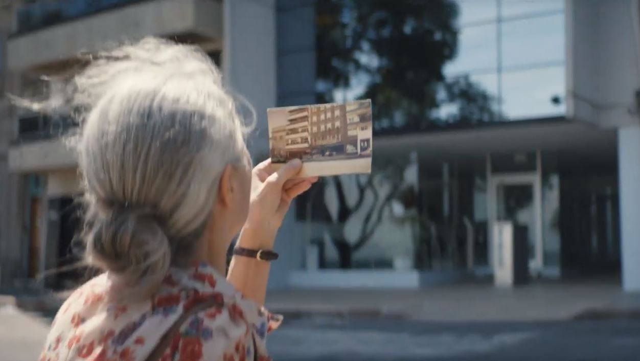 Saint-Valentin : elle parcourt la moitié du globe pour retrouver son amour d’enfance et.. #4