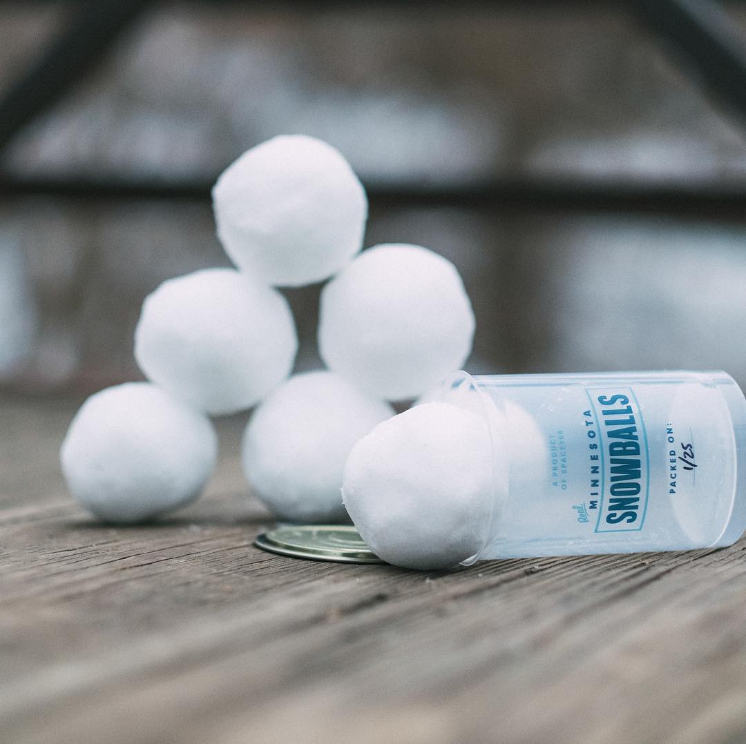 Snowballs : le distributeur de boules de neige #7