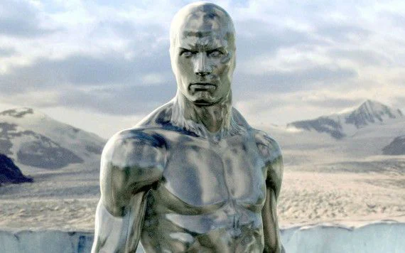 Marvel : le Surfer d’Argent va avoir droit à son film solo