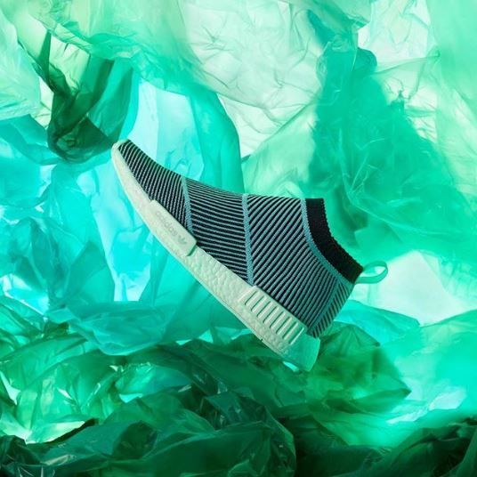 Adidas lance une paire de baskets fabriquée à partir de déchets marins